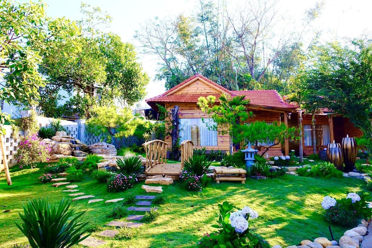 Sora Homestay Plây Ku Exterior foto