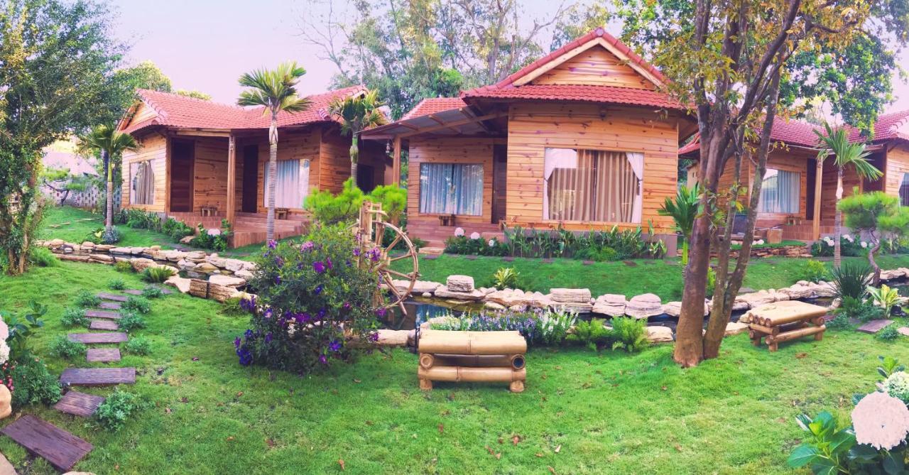 Sora Homestay Plây Ku Exterior foto